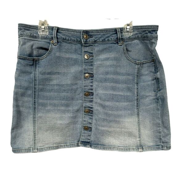 American Eagle Super Stretch Denim Jean Mini Skirt Sz 16 Cotton Stretch AE Patch - Picture 1 of 4